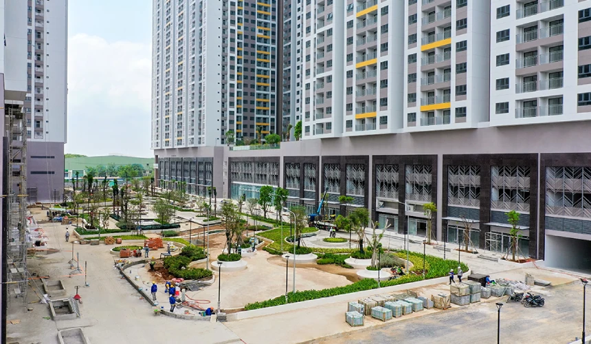 Q7 Sài Gòn Riverside Complex
